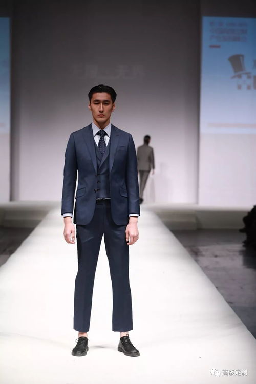 服裝設(shè)計(jì)精品課程第十四期集中班開課紀(jì)實(shí) 2019年4月2日，開啟創(chuàng)意與技藝之旅